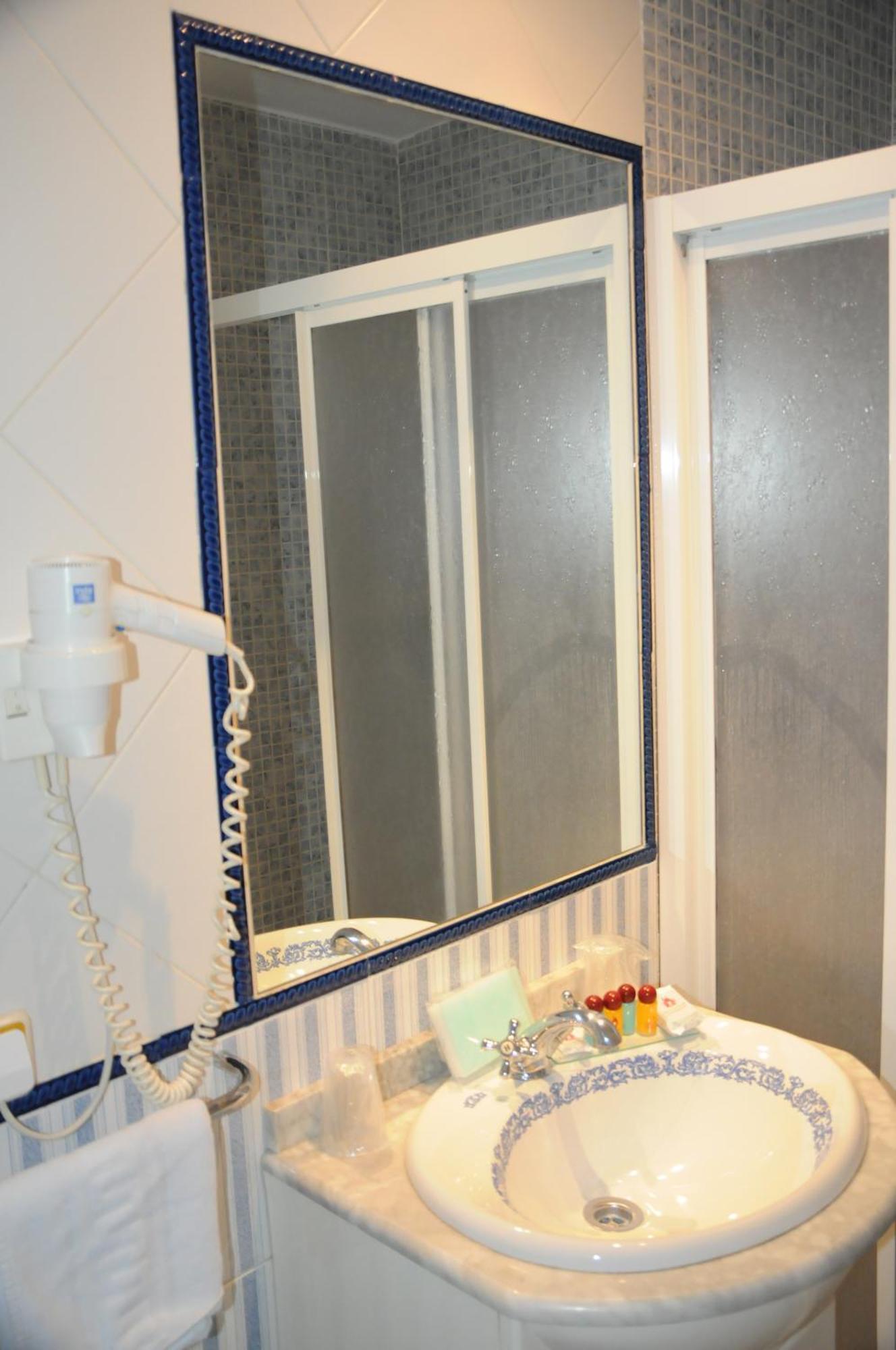 Hotel Las Yucas Atarfe Номер фото