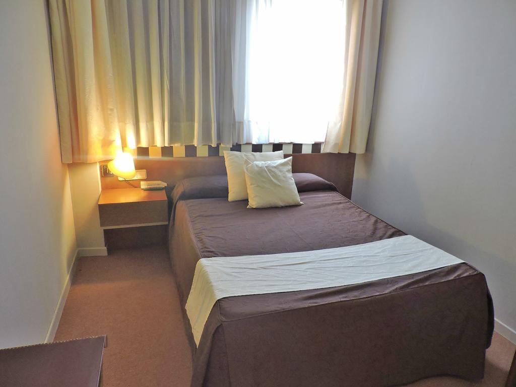Hotel Las Yucas Atarfe Екстер'єр фото